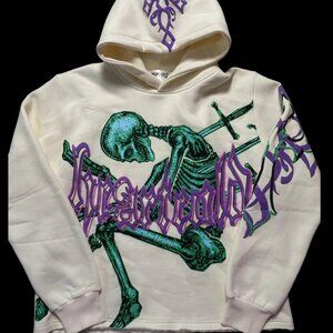 “𝕾𝖐𝖚𝖑𝖑 𝖈𝖗𝖚𝖘𝖍𝖊𝖗” Heartcold. Beige Hoodie